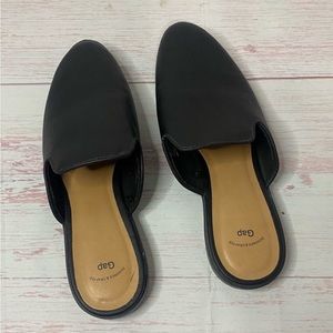 Gap Pointy Toe Black Mule Side Flats sz 7